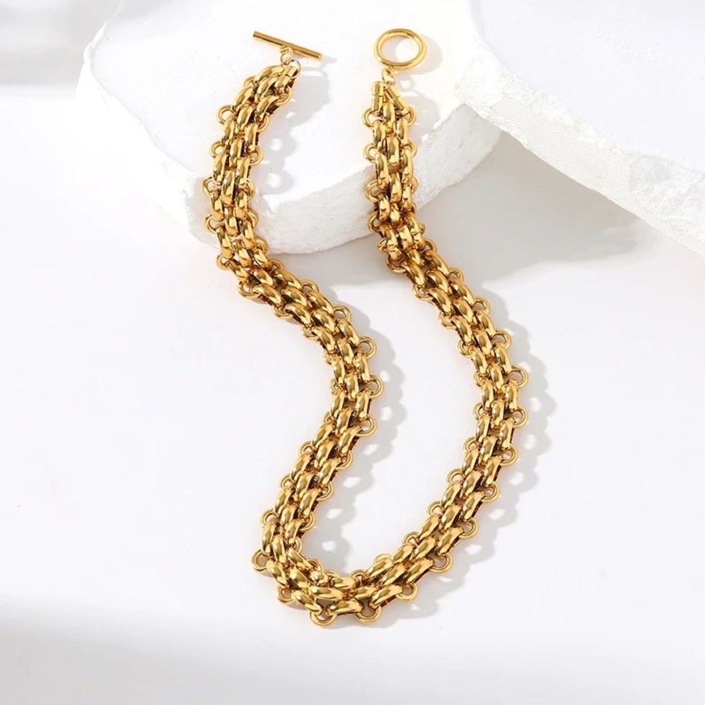 1 Zara Chain Mail Flat Link Chain Metallic Gold Basket Weave Flexible Necklace